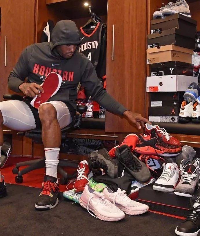 荷管理与健 荷管理与健